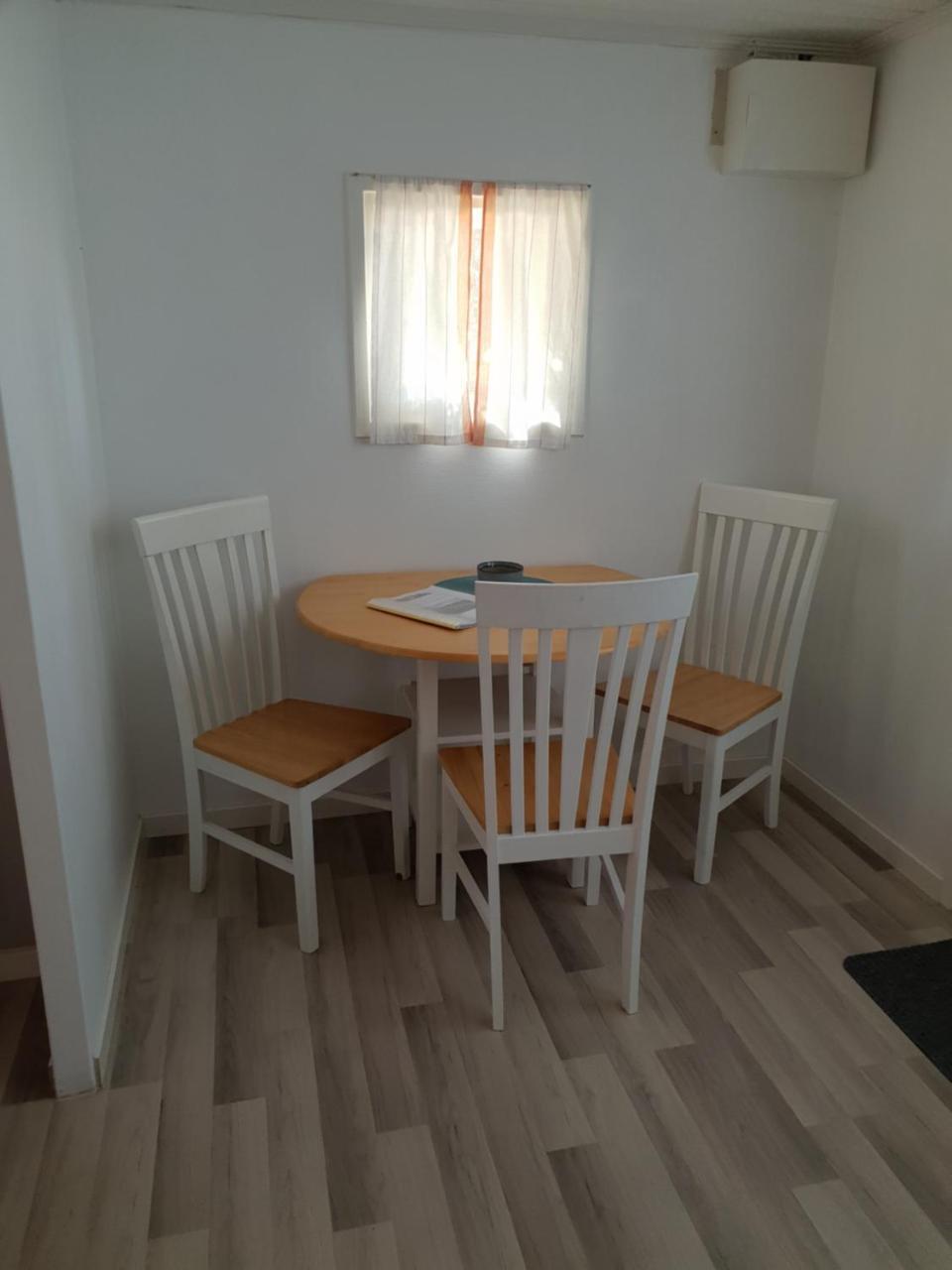 Askeviks Camping & Stugor Sjotorp Екстер'єр фото